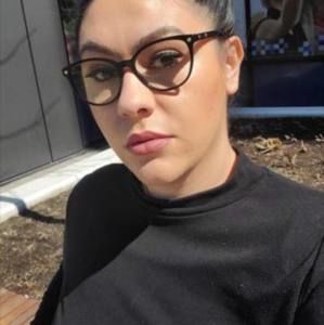 Meet your Posher, Dona